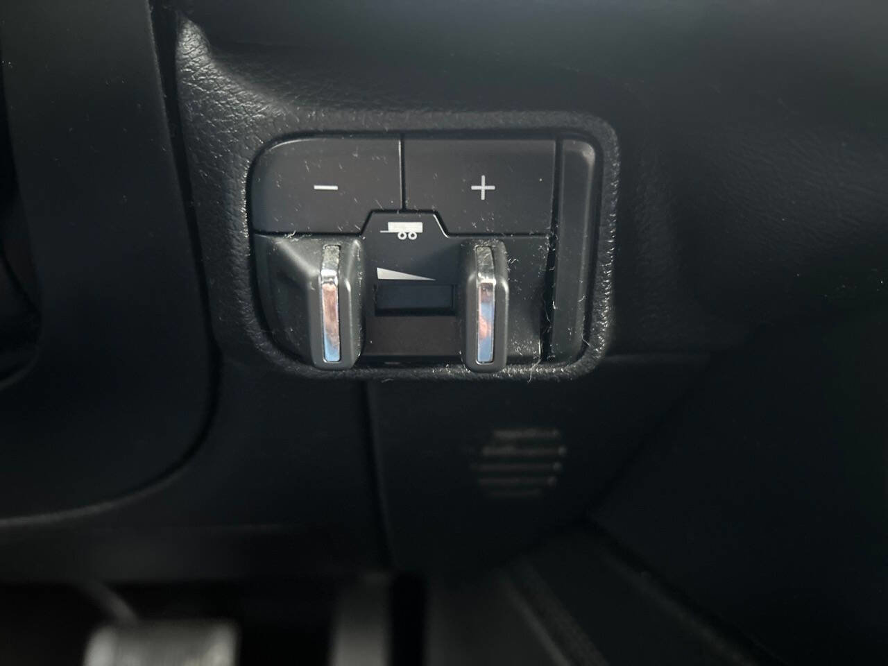 Used 2023 Dodge Durango SXT Launch Edition image 29