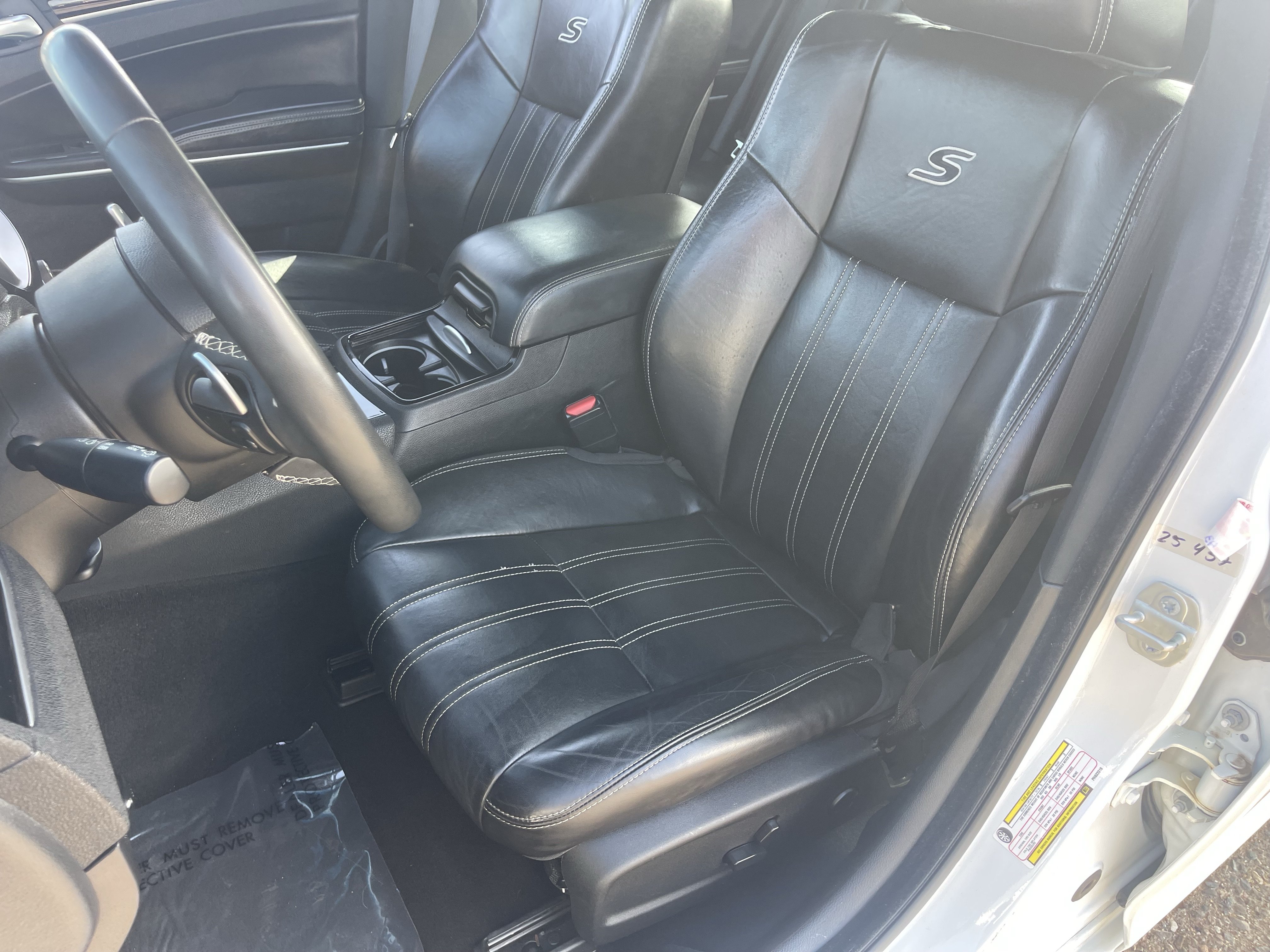 Used 2023 Chrysler 300 S RWD image 17