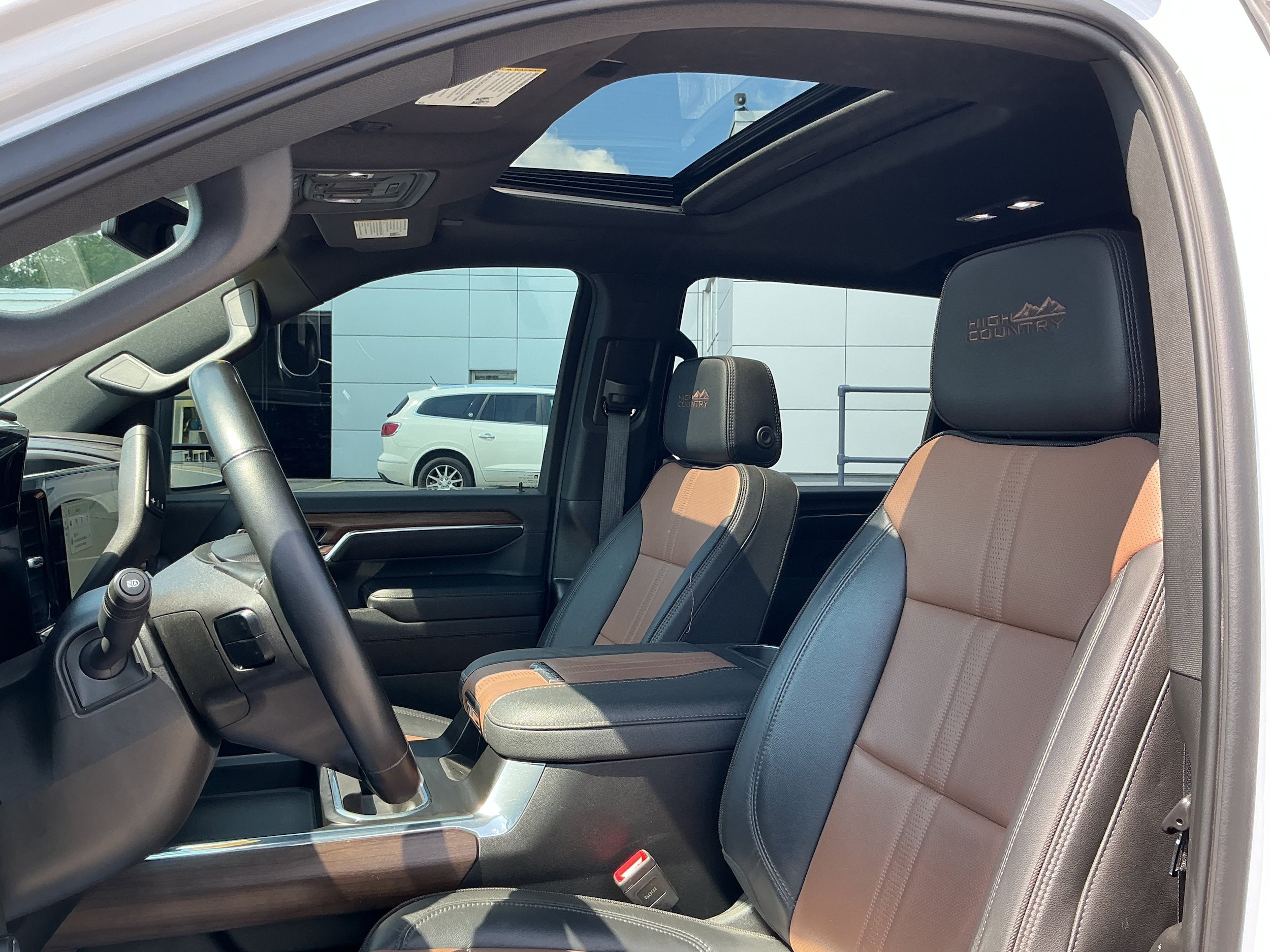 Certified 2024 Chevrolet Silverado 3500 High Country w/ LPO, Dark Essentials Package AWD/4WD image 7