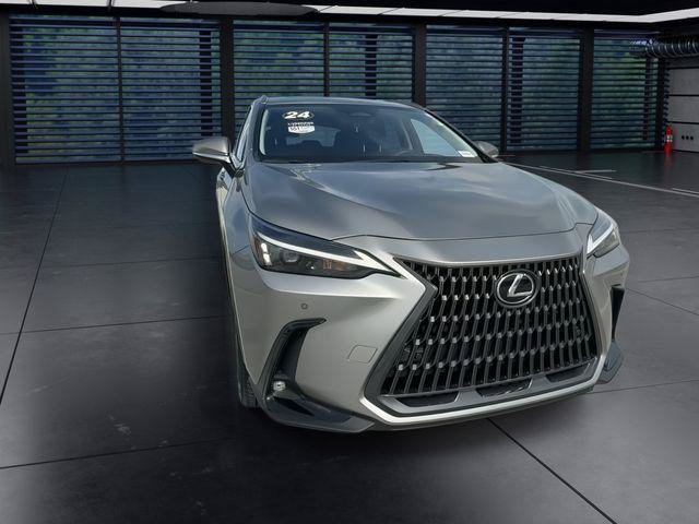 Certified 2024 Lexus NX 250 FWD image 3