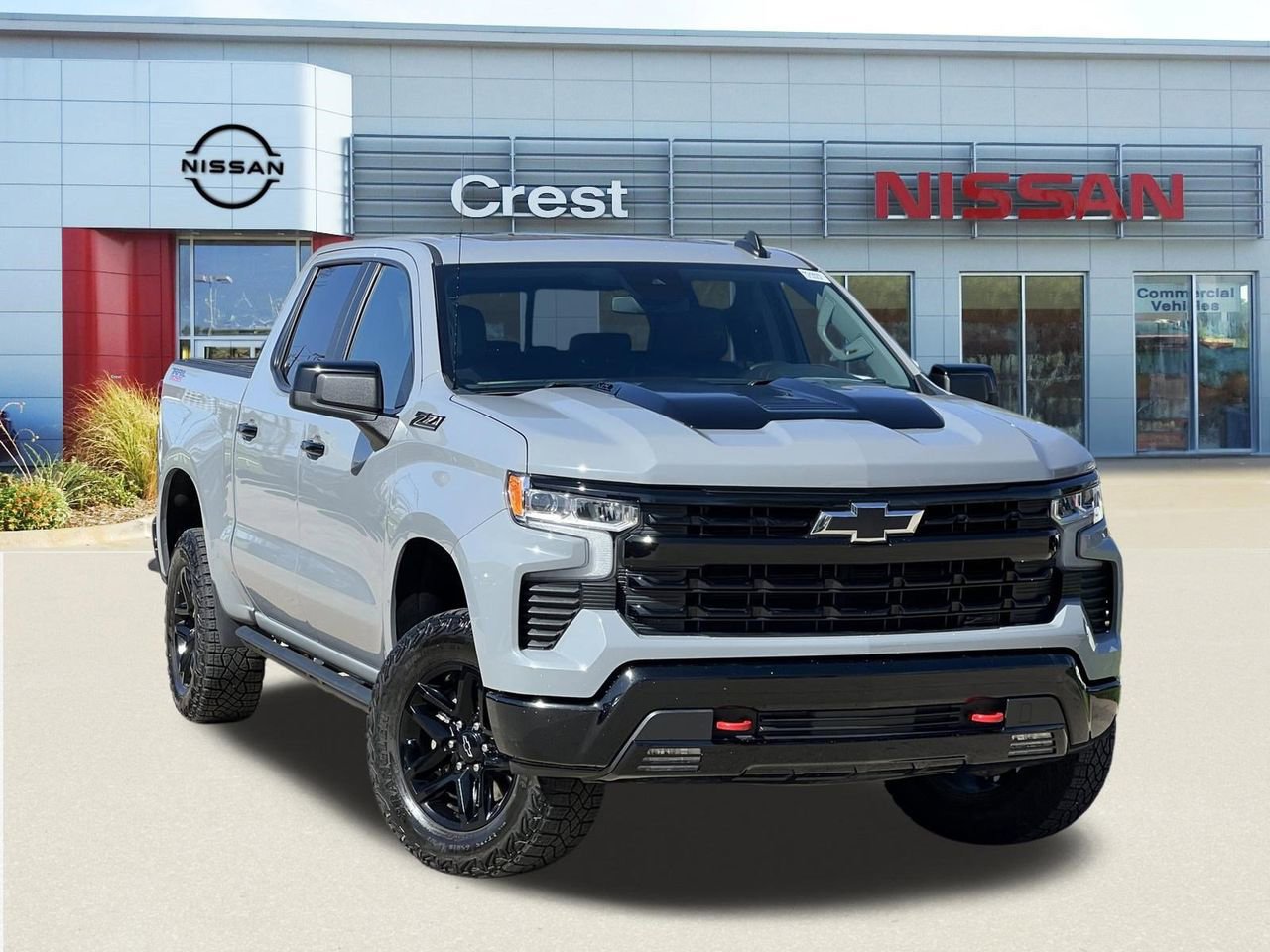 Used 2024 Chevrolet Silverado 1500 LT Trail Boss w/ Convenience Package II image 1