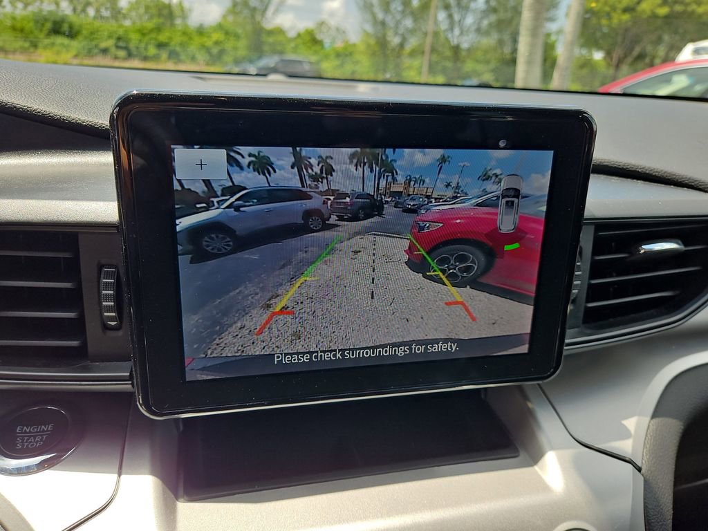 Used 2022 Ford Explorer XLT image 22