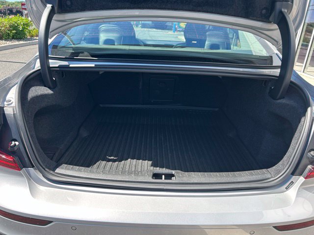 Certified 2023 Volvo S60 B5 Plus w/ Climate Package AWD/4WD image 11