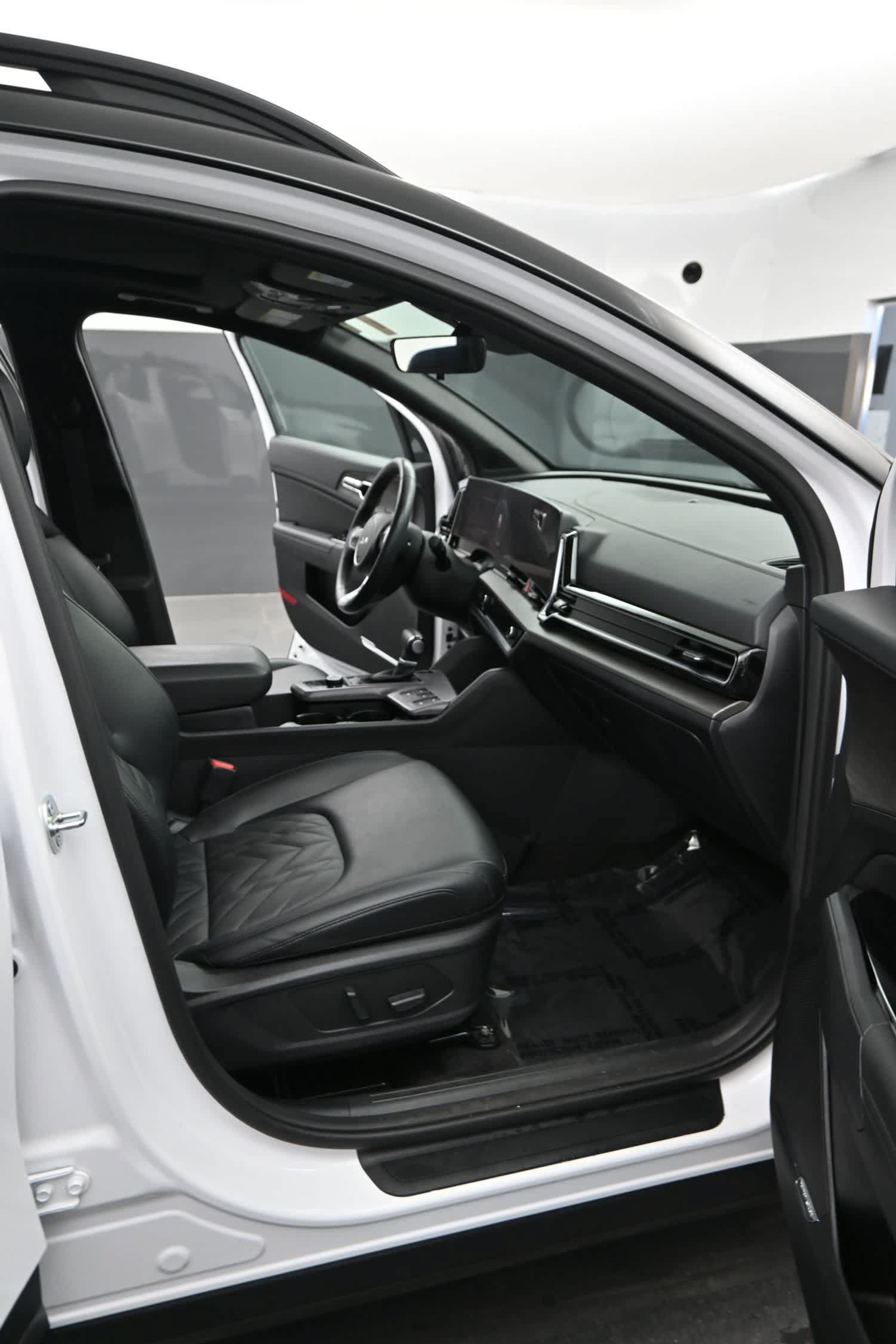 Used 2024 Kia Sportage X-Pro Prestige AWD/4WD image 17