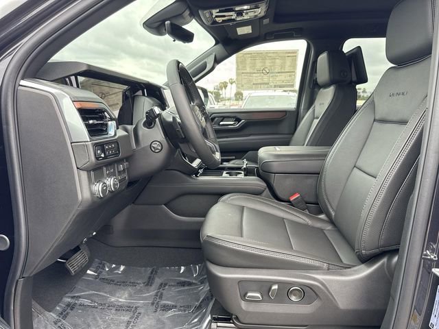 New 2026 GMC Yukon XL Denali w/ Denali Reserve Package image 20