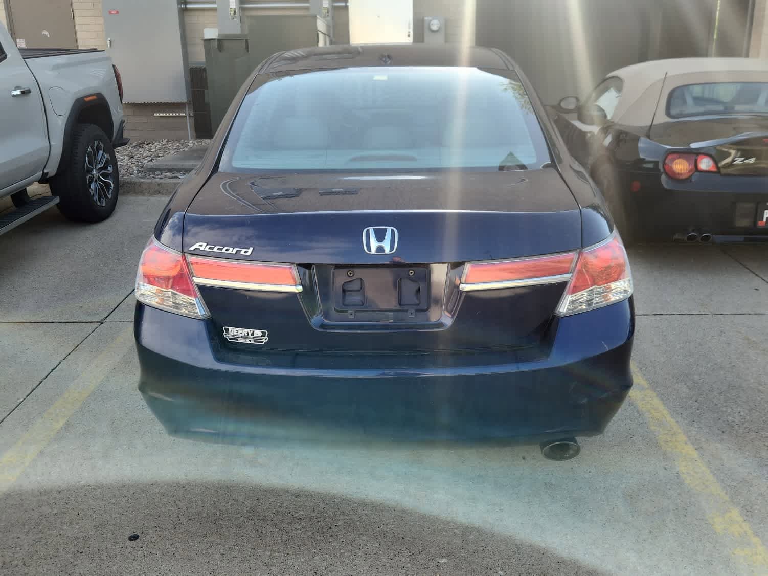 Used 2011 Honda Accord EX-L image 6