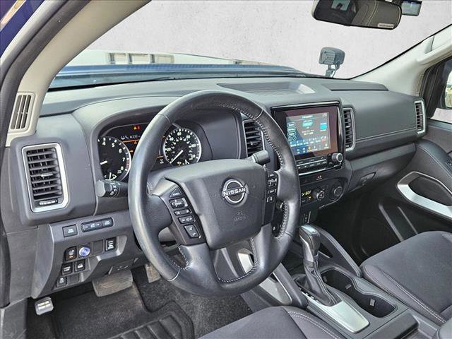 Used 2022 Nissan Frontier SV image 10