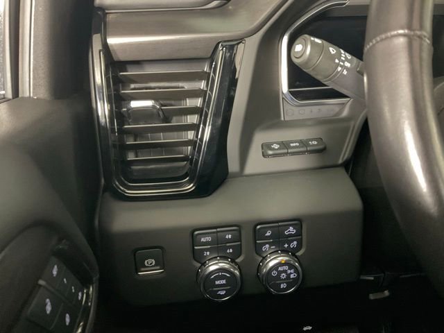 Used 2025 GMC Sierra 2500 AT4X image 21