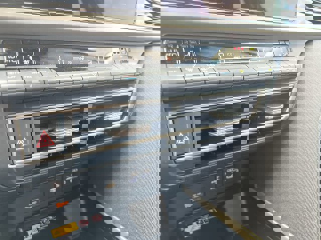 Used 2025 Toyota Camry LE w/ Convenience Package FWD image 11