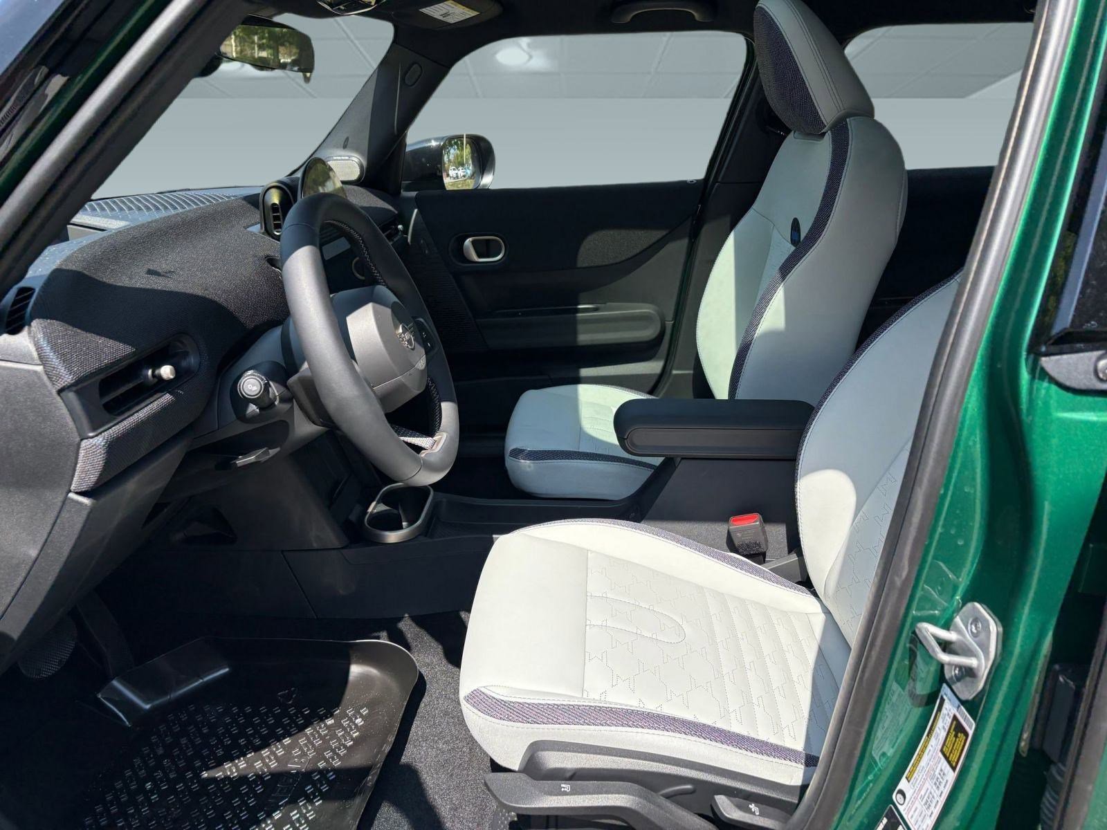 New 2026 MINI Cooper 4-Door Hardtop image 5