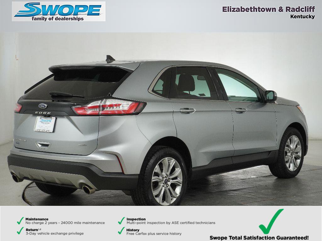 Used 2024 Ford Edge Titanium image 3