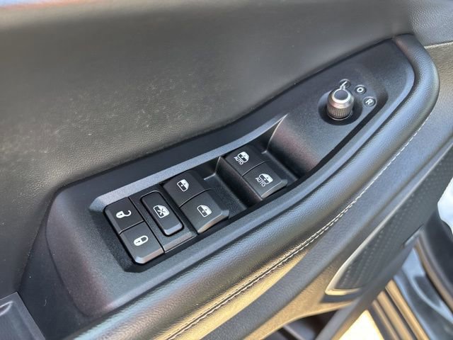 Used 2022 Jeep Grand Cherokee L Limited w/ Luxury Tech Group II image 18