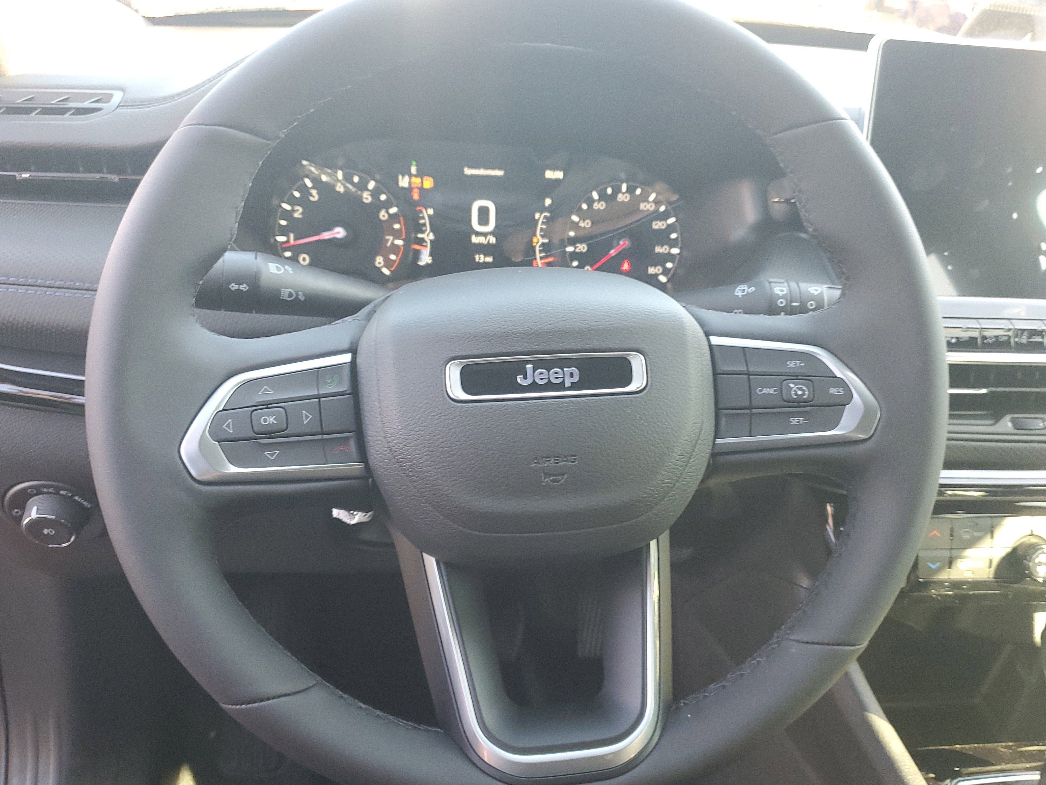 New 2026 Jeep Compass Latitude image 11