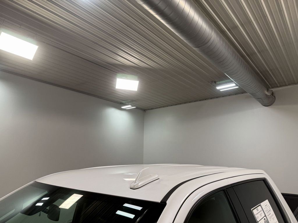 Used 2021 Chevrolet Silverado 1500 LTZ w/ Z71 Off-Road Package image 43