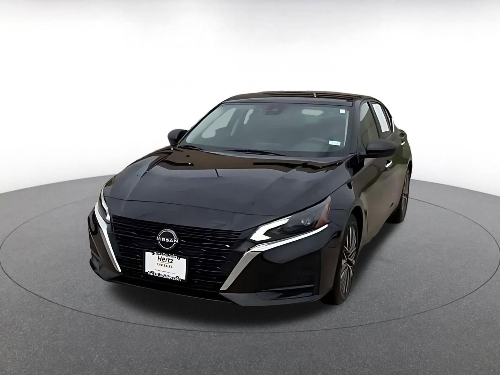 Used 2025 Nissan Altima 2.5 SV FWD image 7