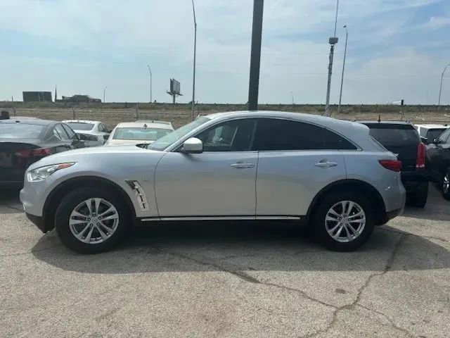 Used 2016 INFINITI QX70 3.7 image 4