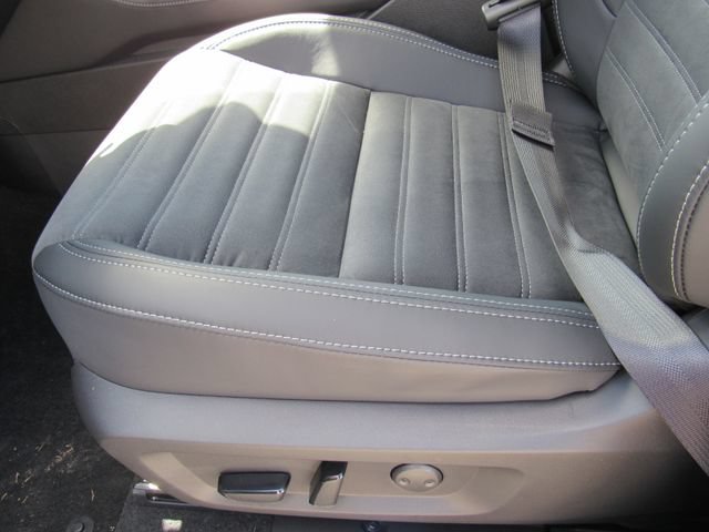 New 2026 Mitsubishi Outlander SE FWD image 23