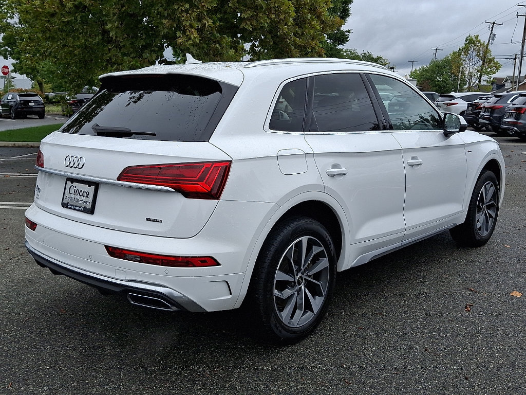 Used 2023 Audi Q5 2.0T Premium Plus w/ Premium Plus Package AWD/4WD image 9