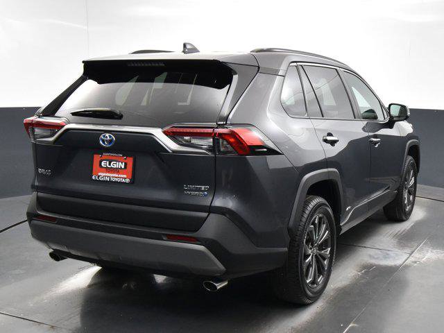 Used 2022 Toyota RAV4 Limited image 5