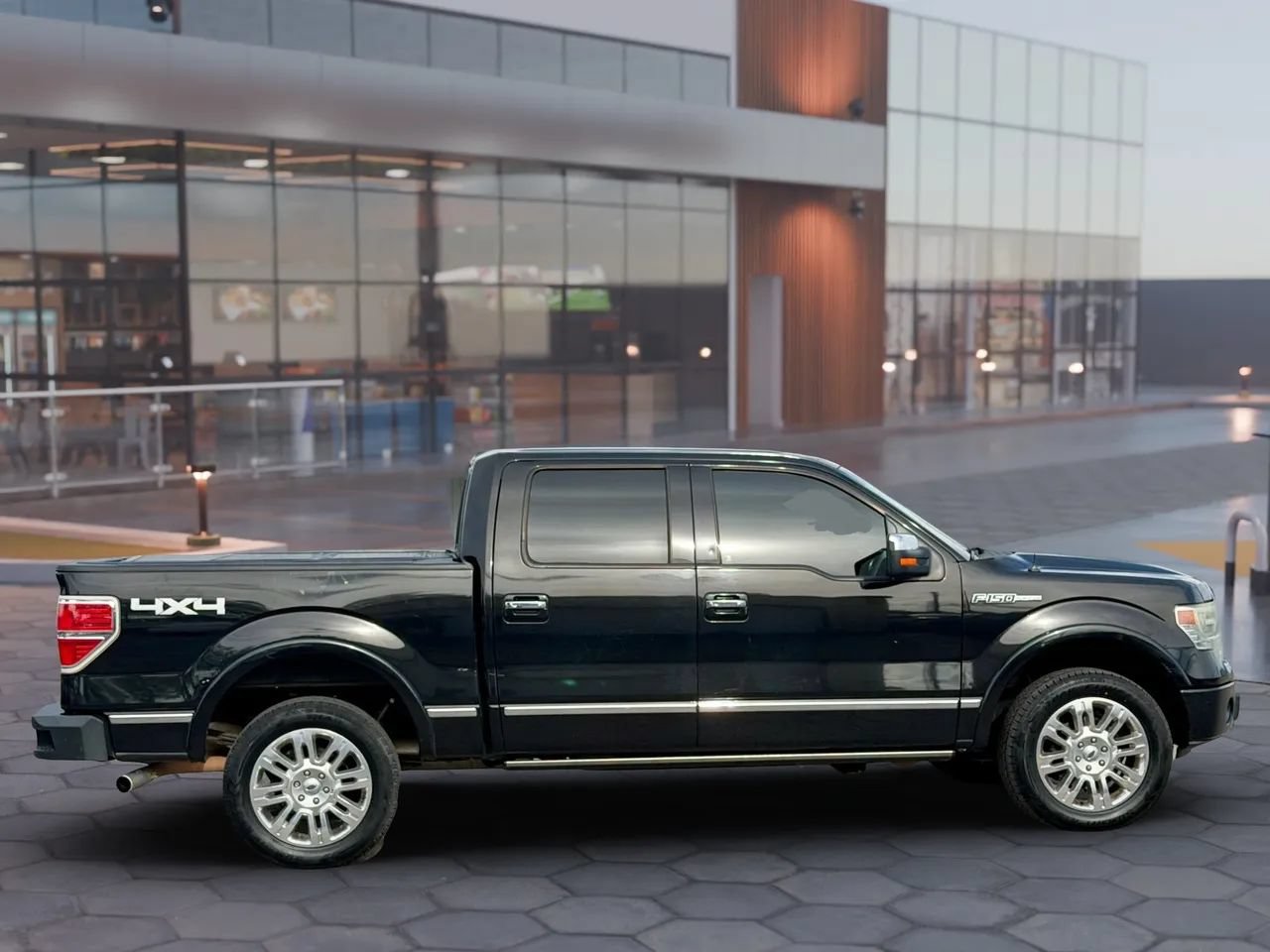 Used 2014 Ford F150 Platinum AWD/4WD image 12