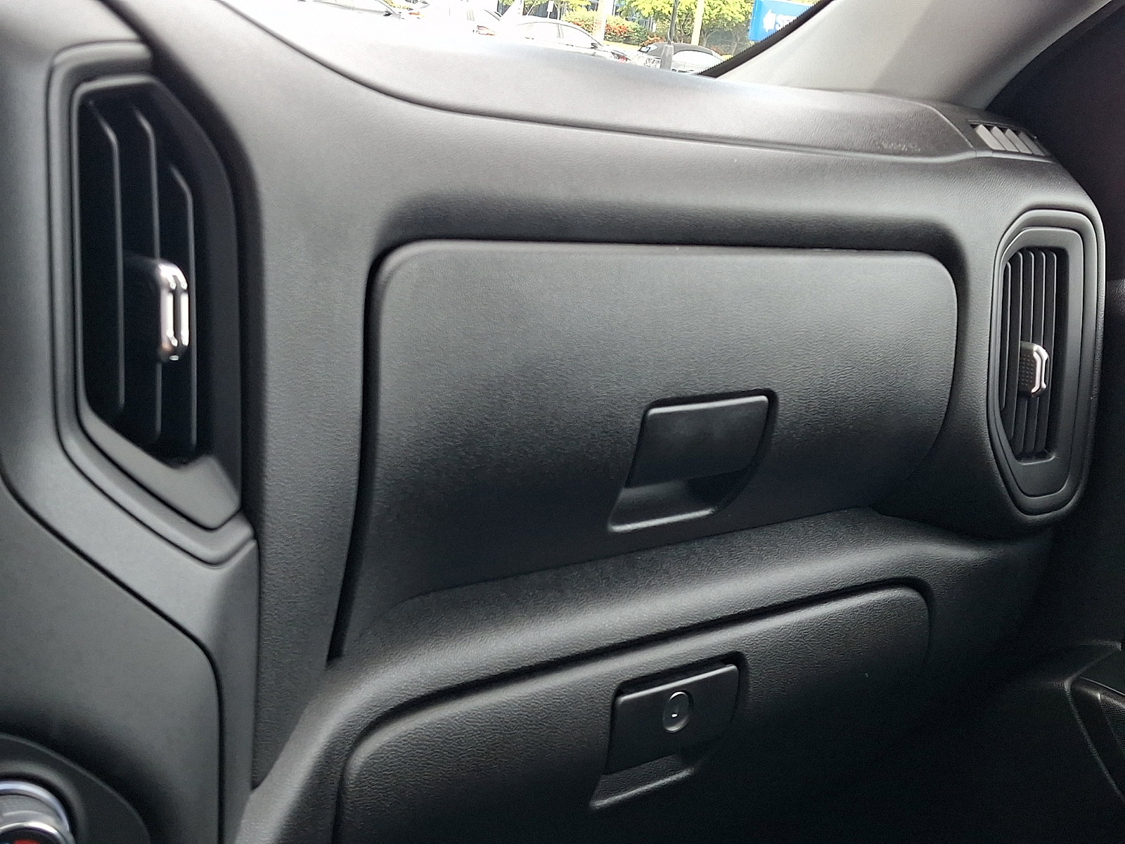 Used 2024 Chevrolet Silverado 1500 Custom RWD image 26