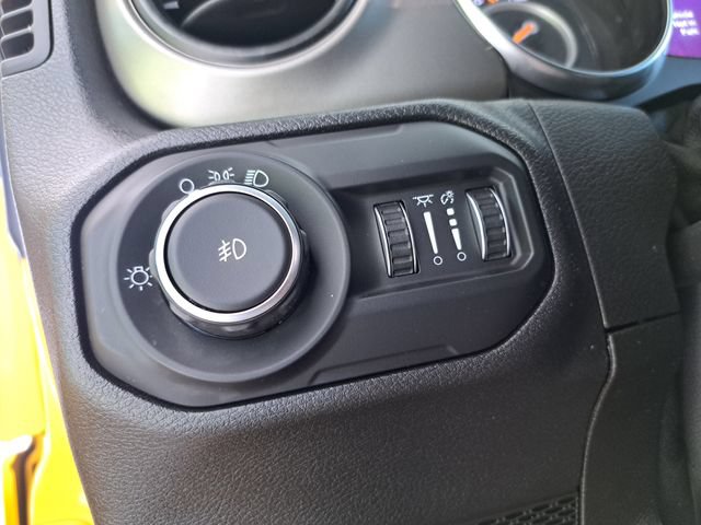 Used 2021 Jeep Wrangler Sport AWD/4WD image 20