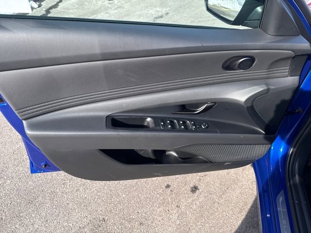 Used 2025 Hyundai Elantra Sport image 10