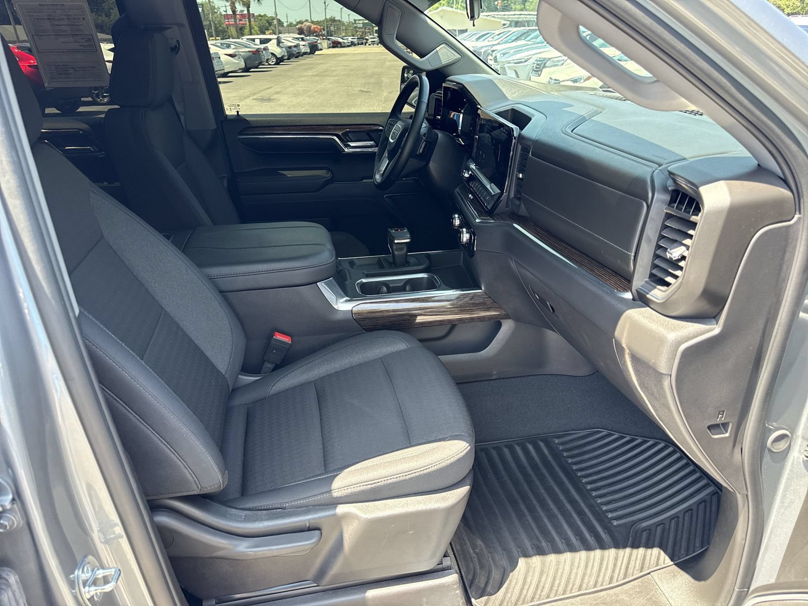 Used 2024 GMC Sierra 1500 Elevation AWD/4WD image 31