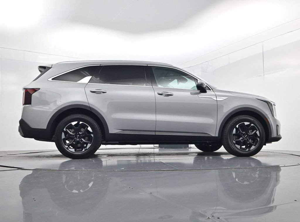 New 2026 Kia Sorento S w/ S Panoramic Sunroof Package FWD image 46