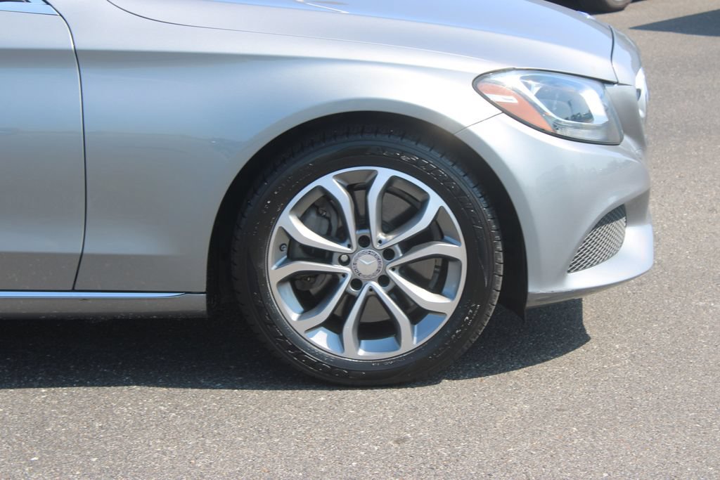 Used 2016 Mercedes-Benz C 300 Sedan image 12