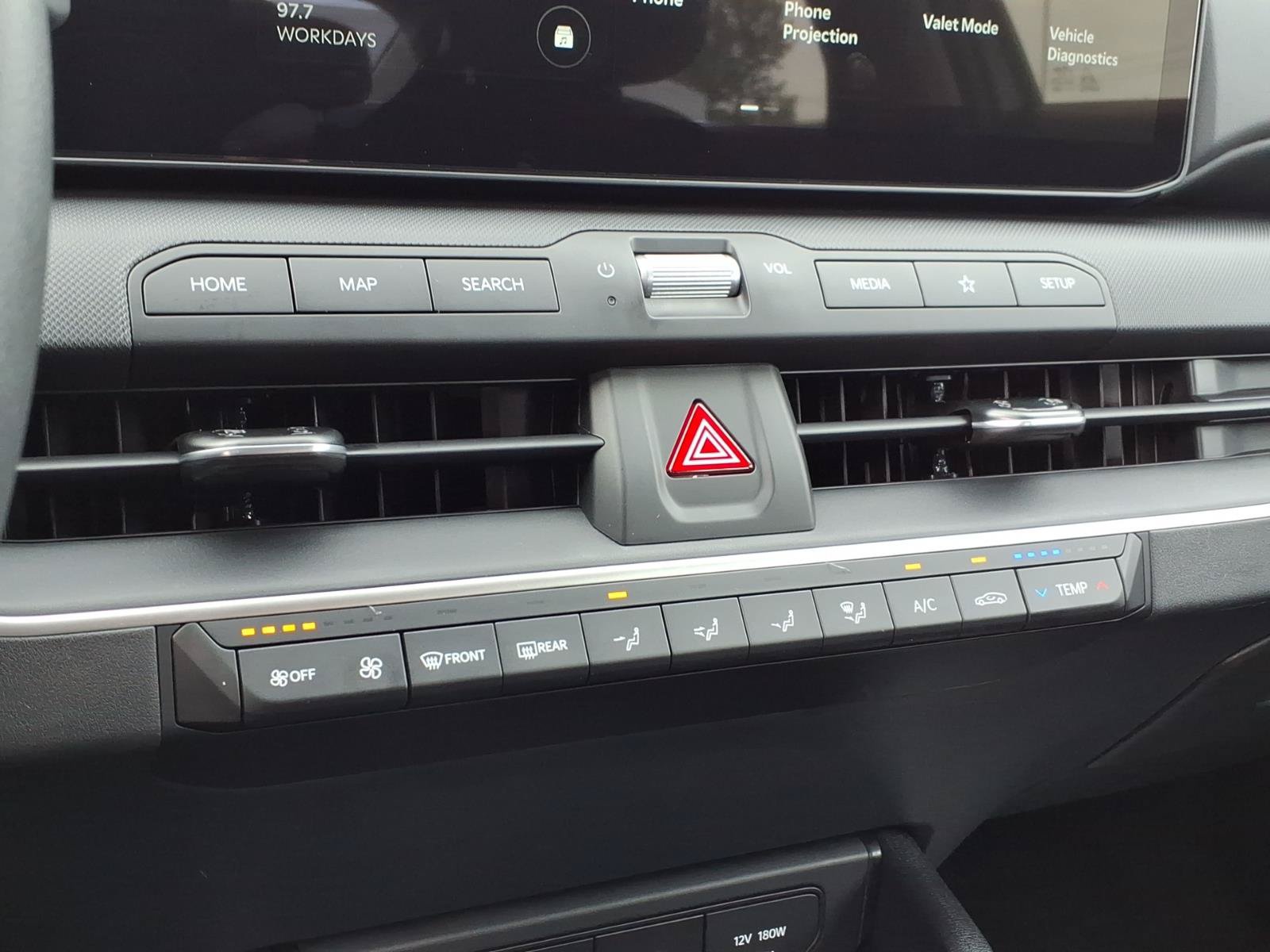 New 2026 Kia K4 FWD image 16