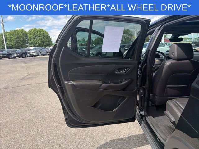 Used 2023 Chevrolet Traverse LT AWD/4WD image 22