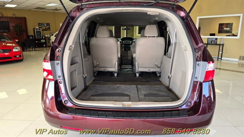 Used 2012 Honda Odyssey LX image 11