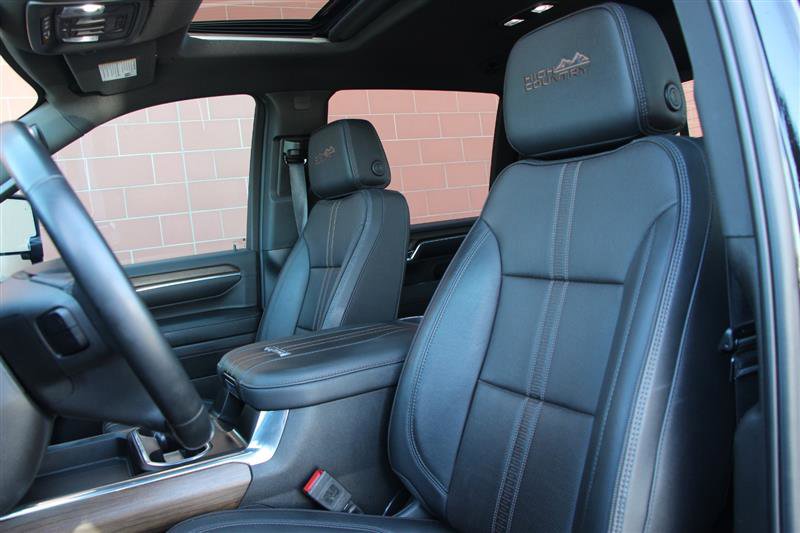 Used 2024 Chevrolet Silverado 2500 High Country w/ High Country Premium Package image 11