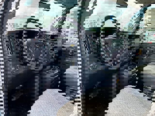 New 2025 Chevrolet Express 3500 w/ Power Convenience Package image 8