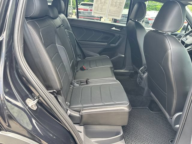 Certified 2023 Volkswagen Tiguan SEL R-Line AWD/4WD image 37