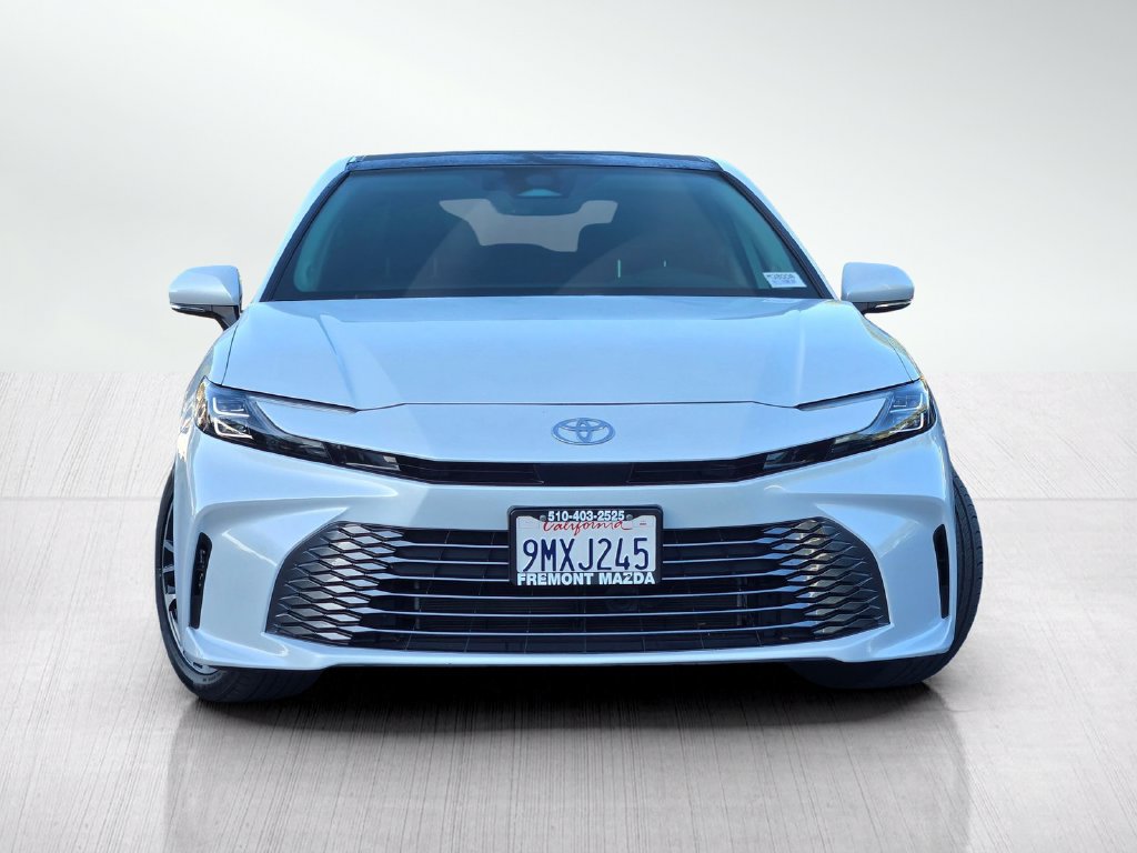 Used 2025 Toyota Camry XLE w/ Premium Package AWD/4WD image 2