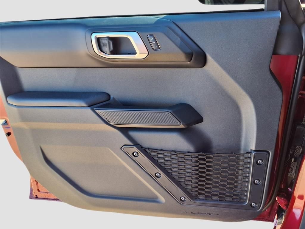 New 2025 Ford Bronco Badlands image 23