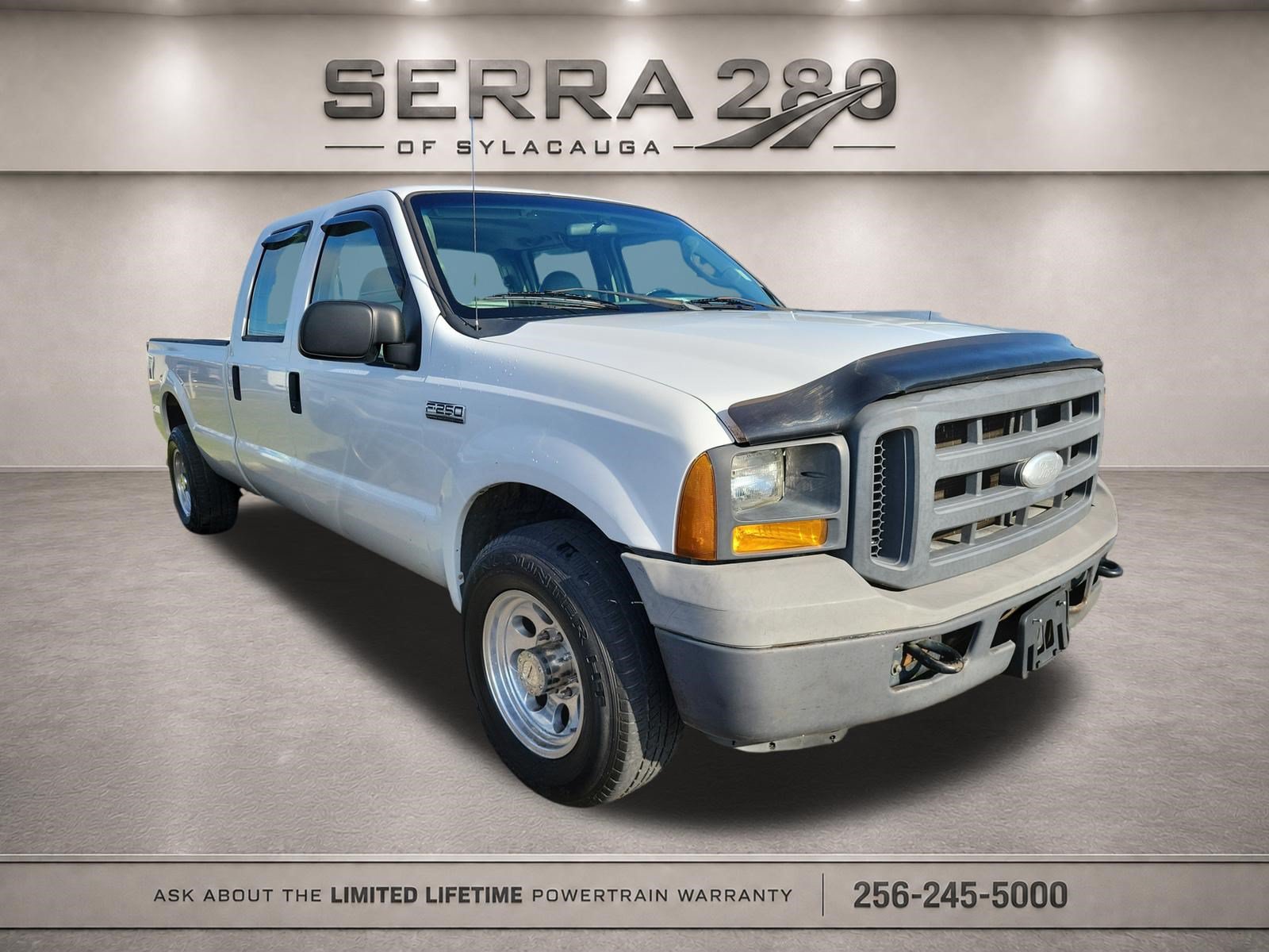 Used 2005 Ford F250 XL RWD image 1