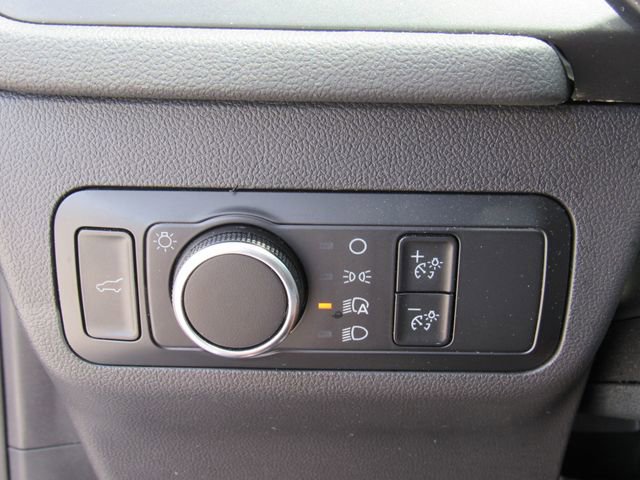 Used 2024 Ford Escape ST-Line image 31