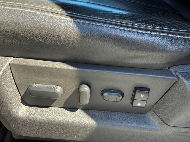 Used 2013 Ford F150 Lariat w/ Luxury Equipment Group AWD/4WD image 27