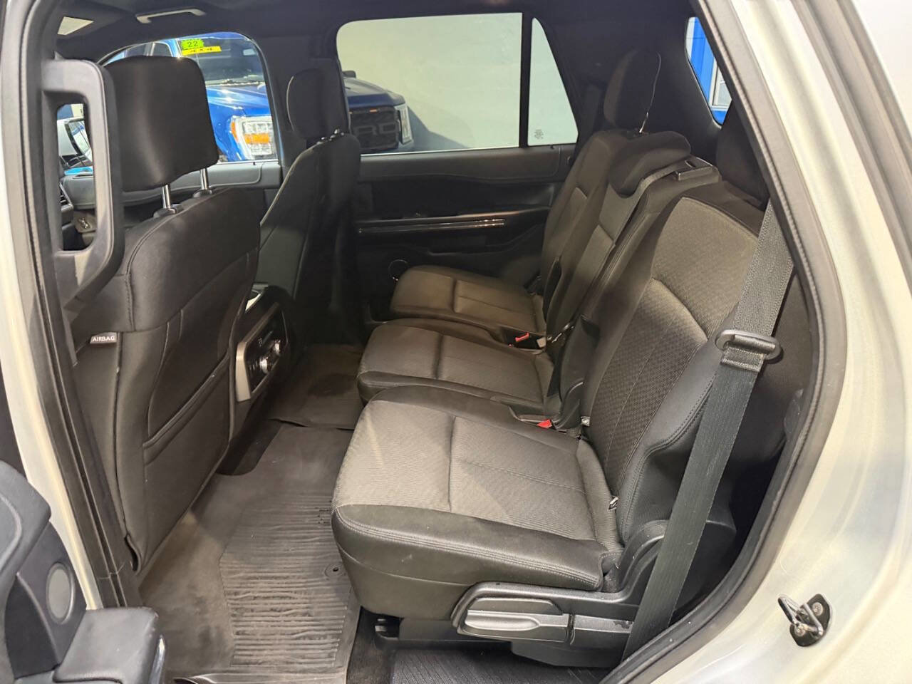 Used 2018 Ford Expedition XLT AWD/4WD image 17