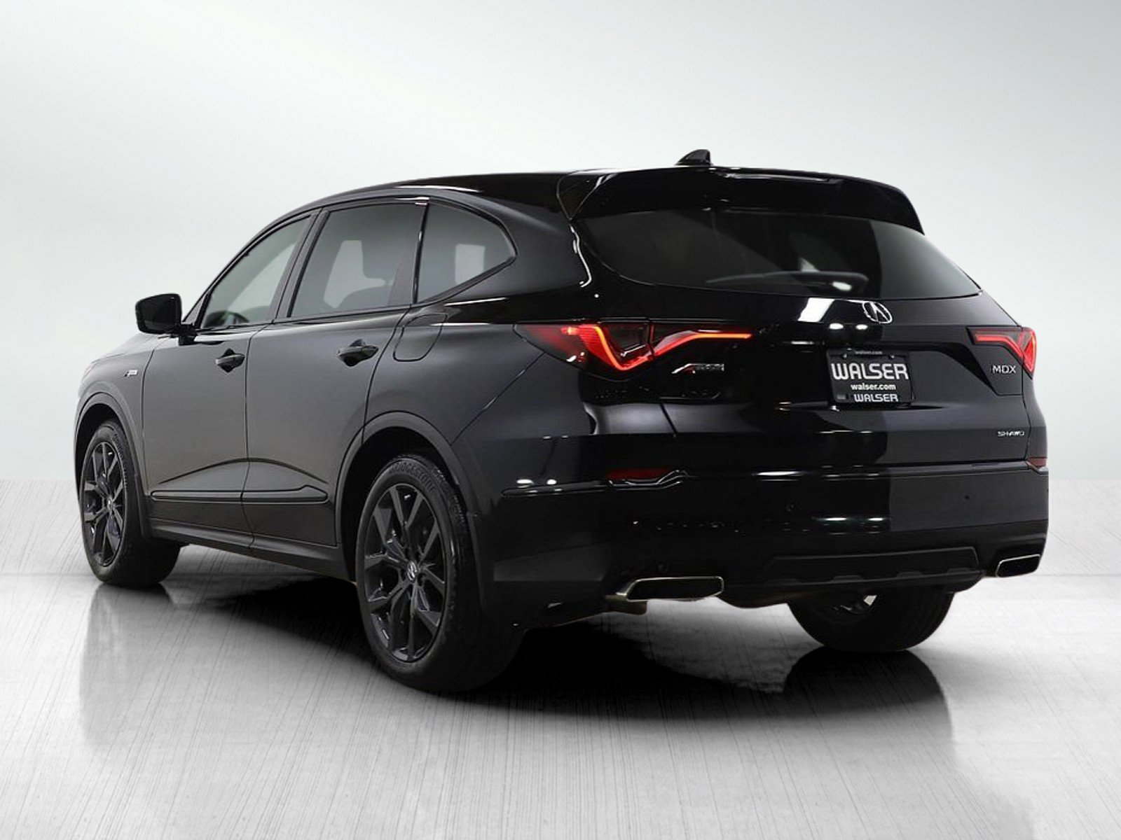Used 2022 Acura MDX A-Spec image 3