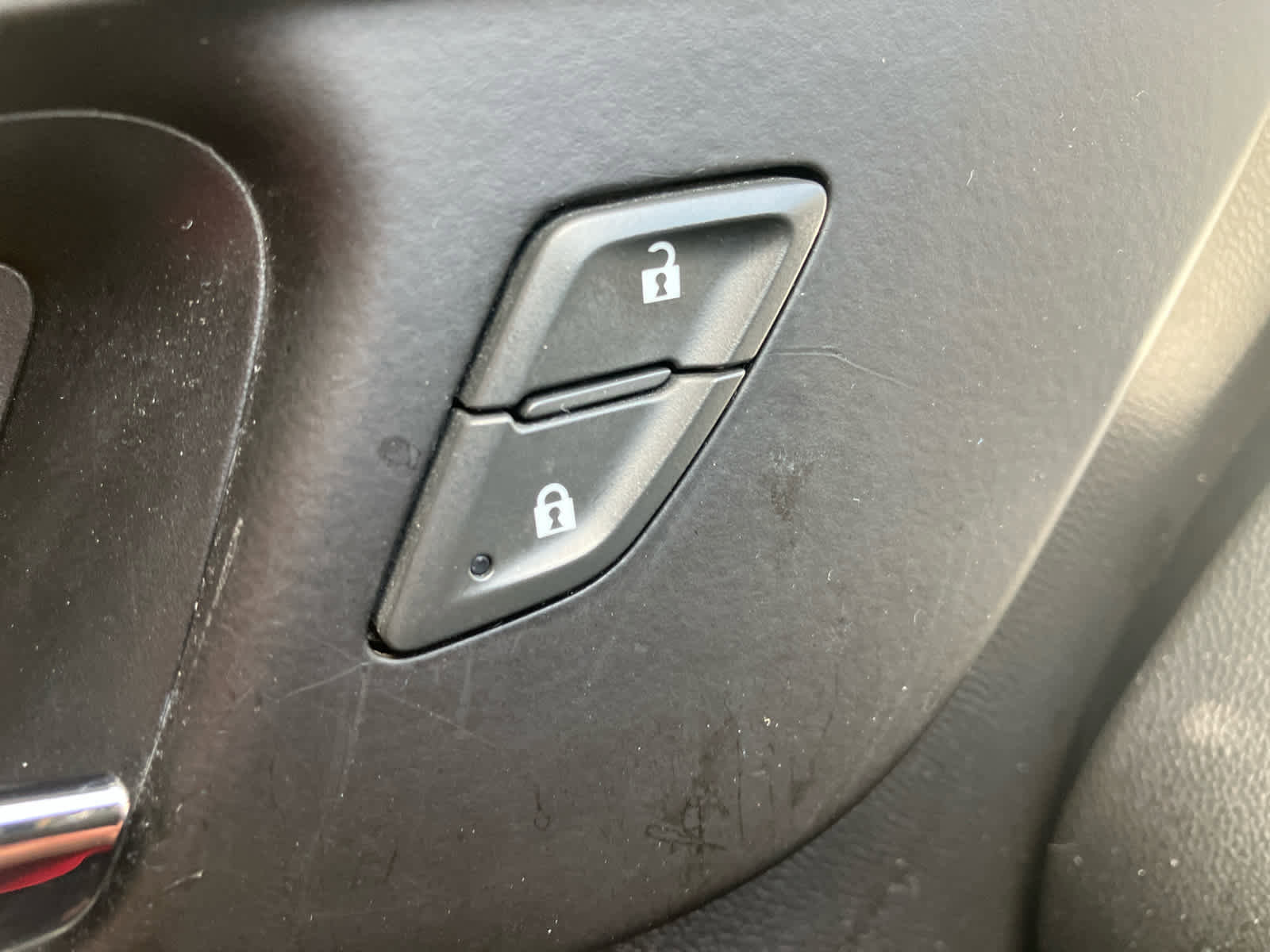 Used 2021 Chevrolet Malibu LT FWD image 12