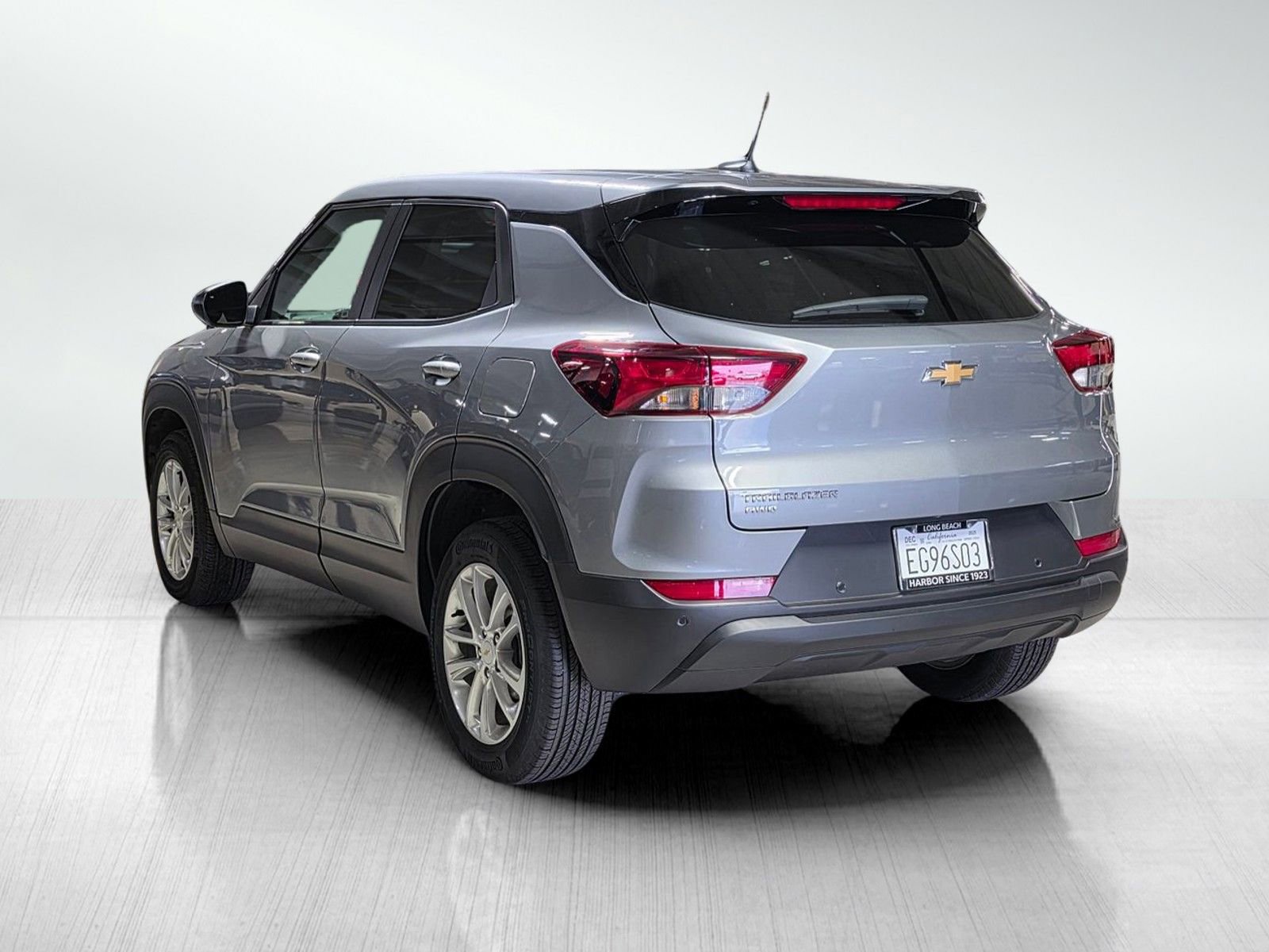 Used 2025 Chevrolet TrailBlazer LS w/ LS Convenience Package AWD/4WD image 5