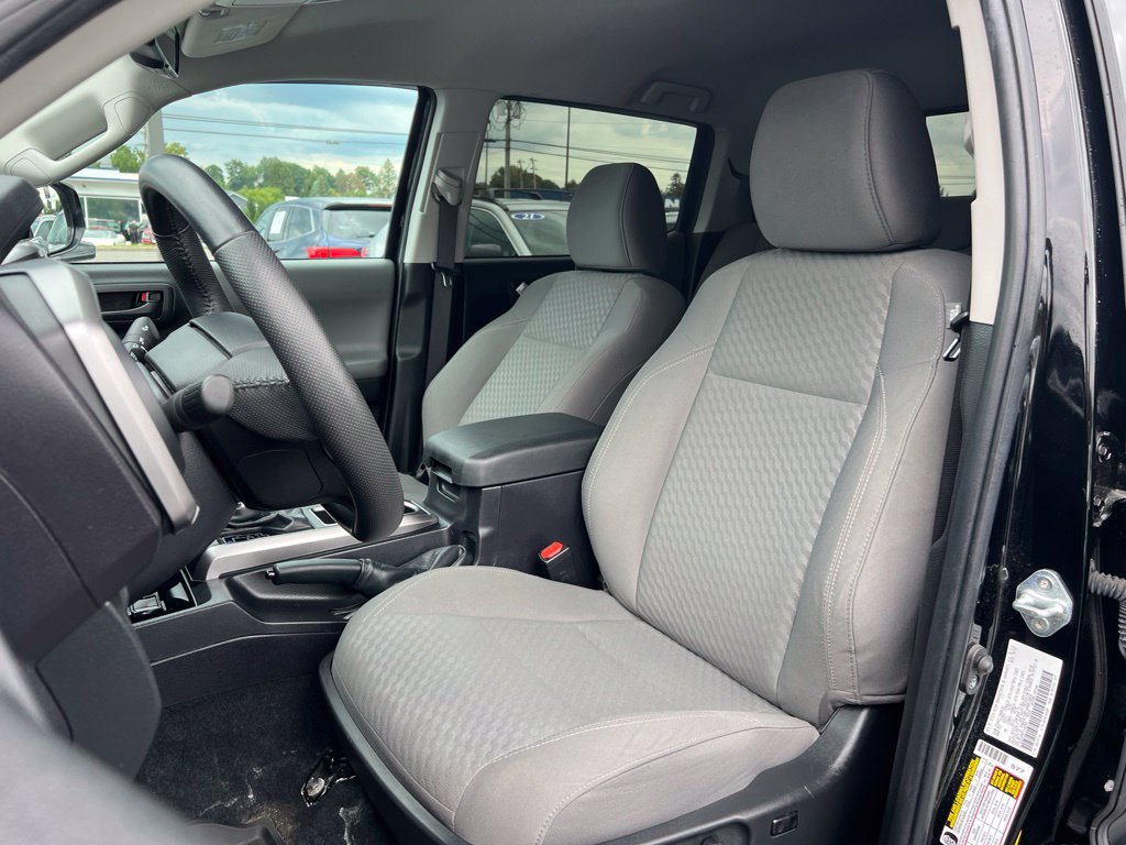 Used 2023 Toyota Tacoma SR5 AWD/4WD image 17