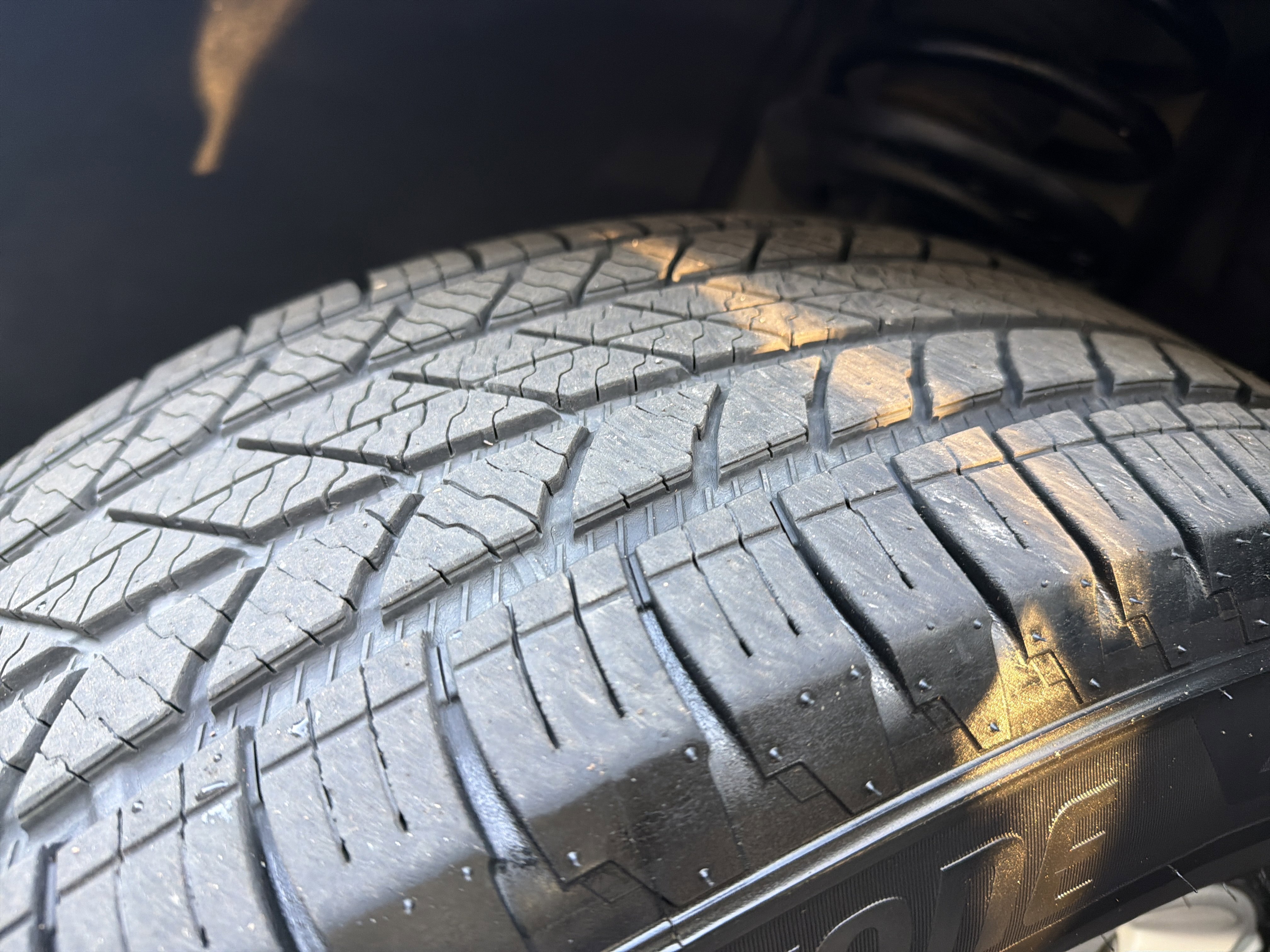 Used 2020 Chevrolet Traverse LT image 12