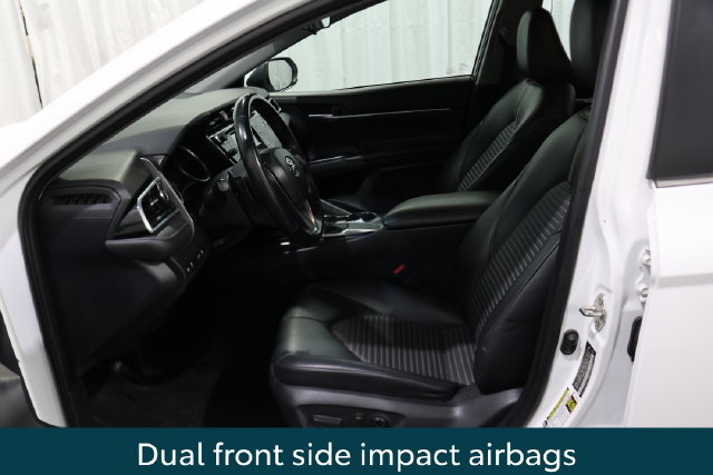 Used 2018 Toyota Camry SE FWD image 10