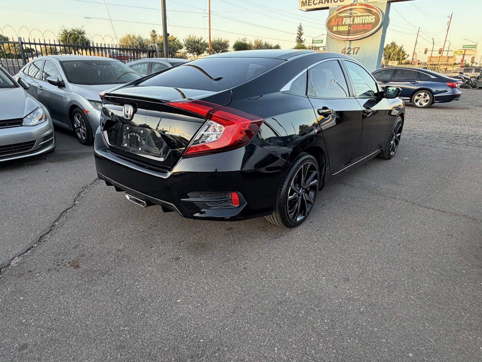 Used 2021 Honda Civic Sport image 4