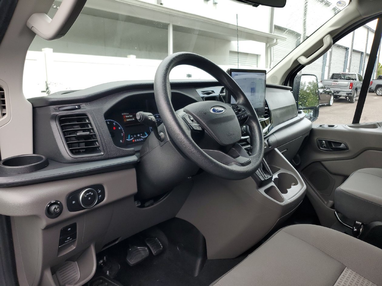 Used 2025 Ford Transit 350 XLT RWD image 19